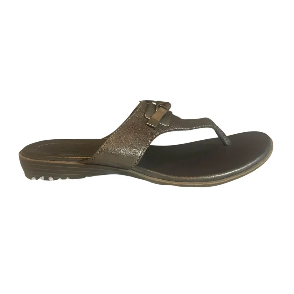 Clarks Sandals Women's Size 6 Metallic Platform Leather